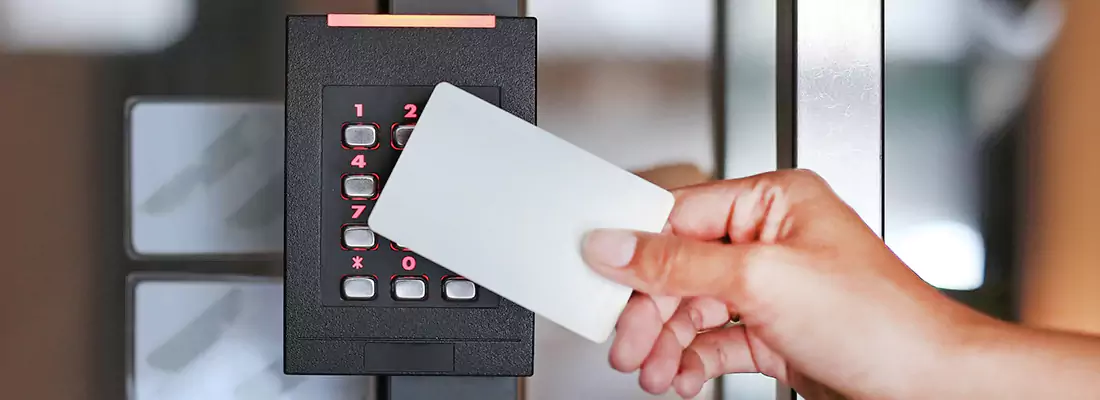Benefits of Card Lock Readers for Properties in Lealman, FL